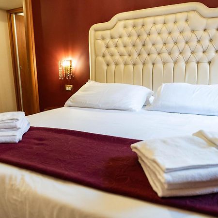 Imperial Guesthouse Рим Экстерьер фото